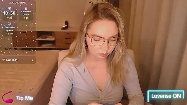 PolinaXXXXJones online show from February 17, 7:55 pm