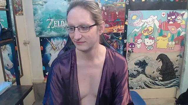 Savanah Banana  online show from April 2, 9:27 am