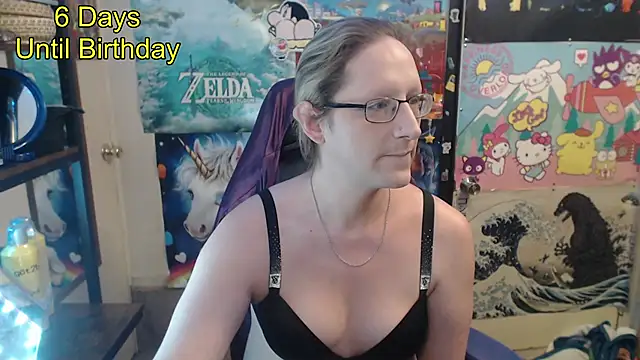 Savanah Banana  online show from May 16, 10:03 am