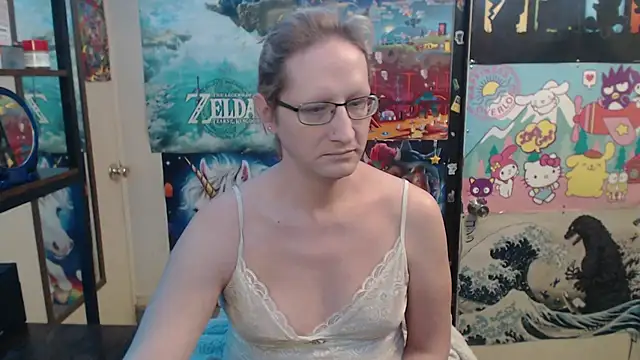 Snapshot of Savanah_Banana_ chatting on February 8, 10:46 am Savanah Banana online show from February 8, 10:46 am