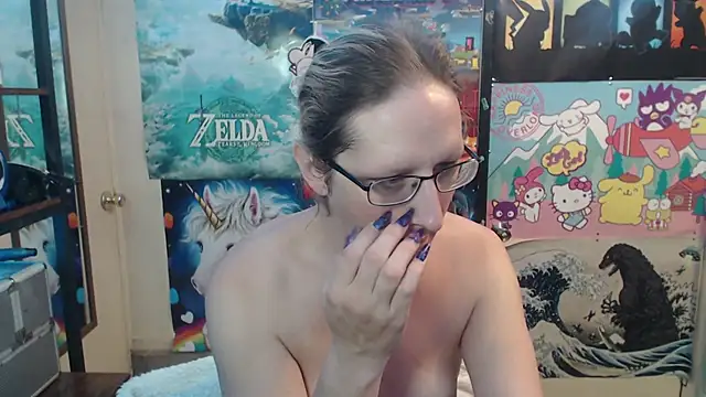 Savanah Banana  online show from November 13, 10:30 am