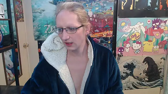 Savanah Banana  online show from January 10, 10:21 am