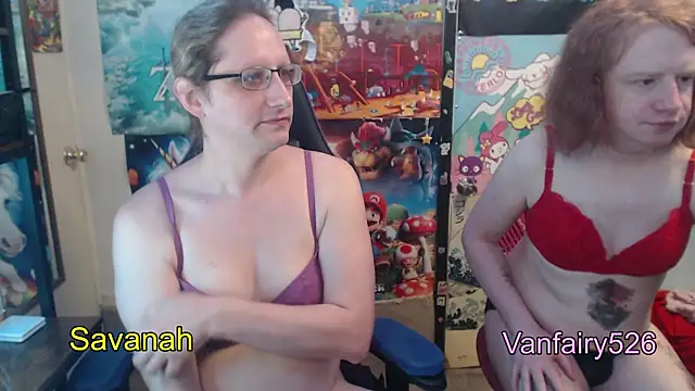 Savanah Banana  online show from May 24, 11:43 am