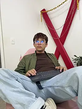 benjiDom online show from November 10, 12:21 pm