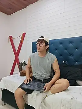 benjiDom online show from November 11, 12:11 pm