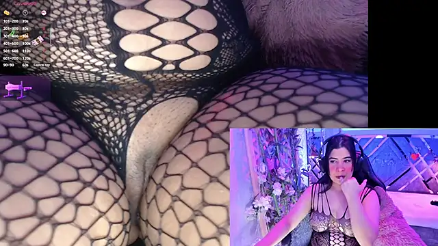 DaphneContry online show from April 18, 3:42 am