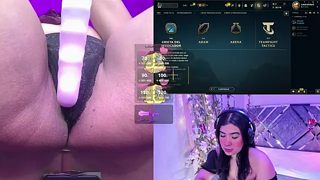 Snapshot of DaphneContry chatting on May 7, 4:17 am DaphneContry online show from May 7, 4:17 am