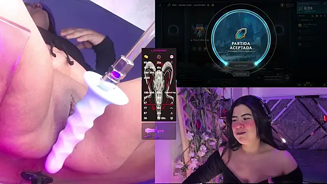 Snapshot of DaphneContry chatting on July 10, 4:12 am DaphneContry online show from July 10, 4:12 am
