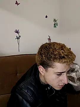 minervaystiven online show from November 12, 2:48 am