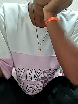 Snapshot of Isha_kumari_69 chatting on February 18, 4:03 pm Isha kumari 69 online show from February 18, 4:03 pm