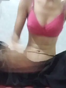 Snapshot of Isha_kumari_69 chatting on December 22, 5:18 am Isha kumari 69 online show from December 22, 5:18 am