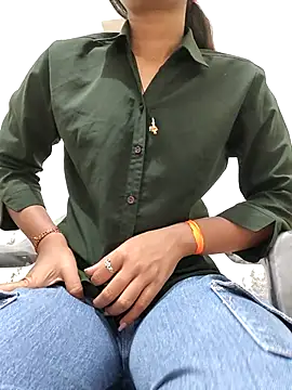 Snapshot of Isha_kumari_69 chatting on February 27, 4:29 pm Isha kumari 69 online show from February 27, 4:29 pm