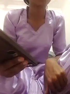 Snapshot of Isha_kumari_69 chatting on January 15, 4:49 am Isha kumari 69 online show from January 15, 4:49 am