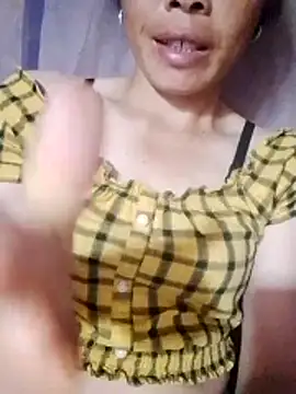 Snapshot of Ana_hoa chatting on June 8, 8:09 pm Ana hoa online show from June 8, 8:09 pm