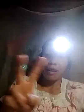 Snapshot of Ana_hoa chatting on July 17, 9:34 pm Ana hoa online show from July 17, 9:34 pm