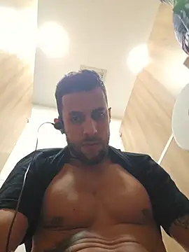 lucweed online show from April 11, 2:10 pm