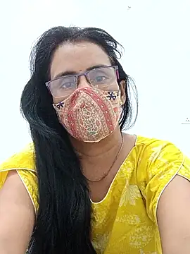 sanjana077 online show from April 19, 12:44 am