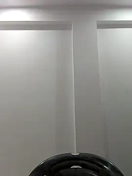 sanjana077 online show from March 15, 4:25 pm