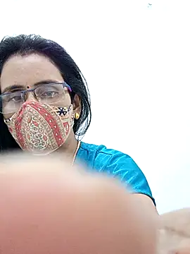 sanjana077 online show from April 8, 7:37 pm