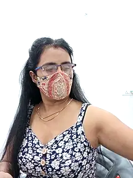 sanjana077 online show from April 7, 4:25 am