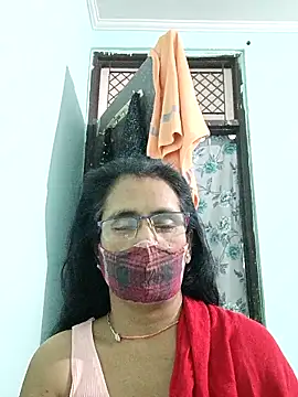 Snapshot of sanjana077 chatting on February 8, 1:36 am sanjana077 online show from February 8, 1:36 am