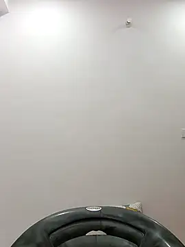 sanjana077 online show from April 10, 12:34 pm