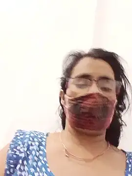 Snapshot of sanjana077 chatting on February 15, 1:06 am sanjana077 online show from February 15, 1:06 am