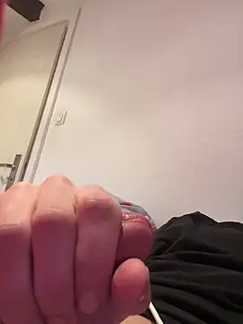 TeenNPlay online show from February 8, 11:52 am