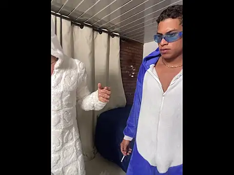 Mike and Rayan online show from November 14, 2:37 am