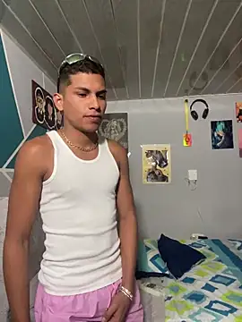 Snapshot of Mike_and_Rayan chatting on February 25, 1:50 am Mike and Rayan online show from February 25, 1:50 am