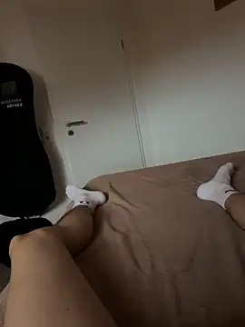 Snapshot of nas0076 chatting on January 15, 8:07 am nas0076 online show from January 15, 8:07 am