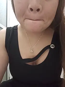 linh-xinh18 online show from November 7, 5:17 pm