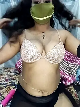 V HOT CUTE online show from December 2, 5:25 pm