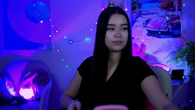 Snapshot of AnnaGarcias_ chatting on November 14, 12:31 pm AnnaGarcias online show from November 14, 12:31 pm