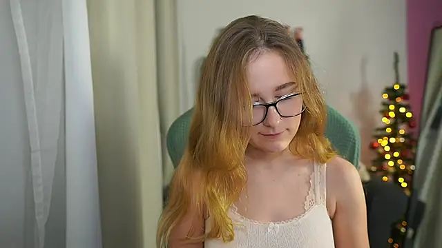 glossy babe  online show from December 23, 9:19 am