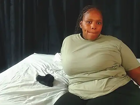 StunningChunky online show from November 6, 3:16 pm