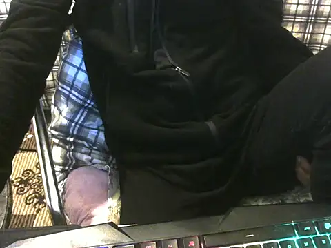 Snapshot of ellsaBunny chatting on November 14, 3:37 pm ellsaBunny online show from November 14, 3:37 pm
