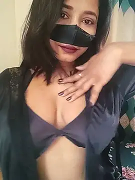 Snapshot of Nishi-3 chatting on June 15, 11:48 pm Nishi-3 online show from June 15, 11:48 pm