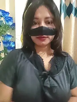 Snapshot of Nishi-3 chatting on June 11, 11:13 pm Nishi-3 online show from June 11, 11:13 pm
