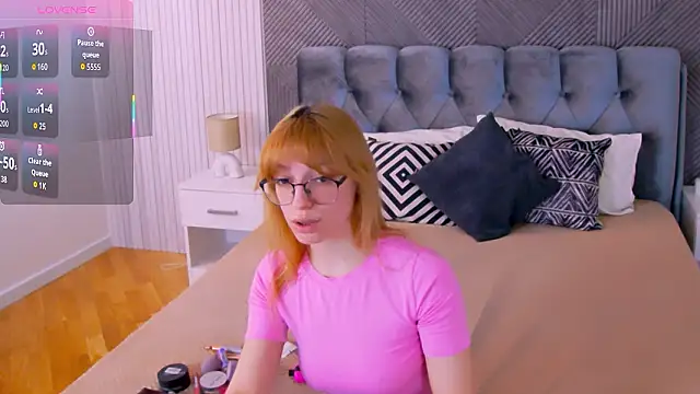 CindyMoriLove online show from March 22, 6:37 am