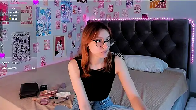 Snapshot of CindyMoriLove chatting on May 20, 5:37 am CindyMoriLove online show from May 20, 5:37 am