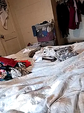 Snapshot of SITHANDRAH chatting on December 14, 7:30 pm SITHANDRAH online show from December 14, 7:30 pm