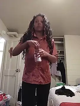 SITHANDRAH online show from November 10, 10:04 pm