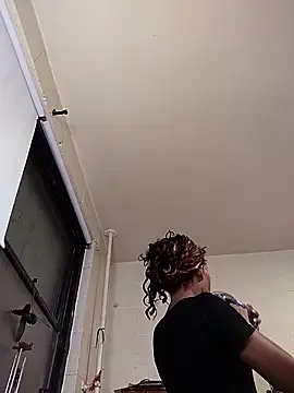 Snapshot of SITHANDRAH chatting on November 15, 11:03 am SITHANDRAH online show from November 15, 11:03 am