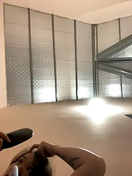 Dilen 7533 online show from November 22, 12:15 pm