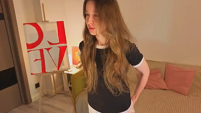 eirakiliana online show from November 13, 7:34 am