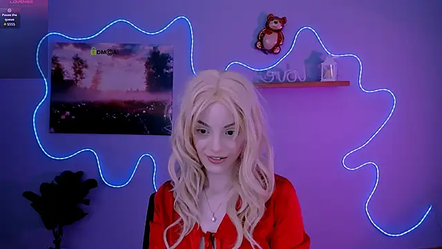 mia starrr  online show from March 3, 8:38 pm