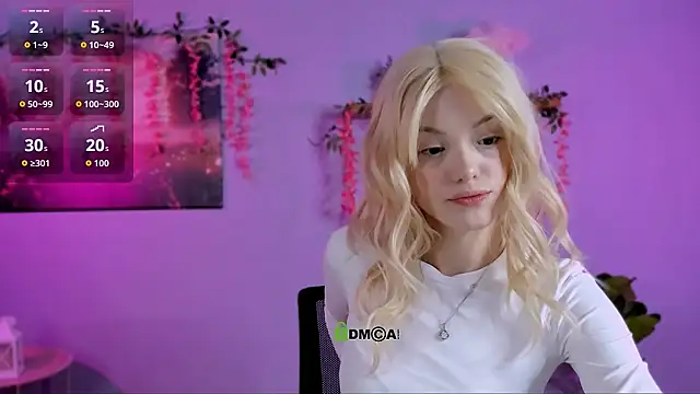 mia starrr  online show from January 17, 8:01 pm