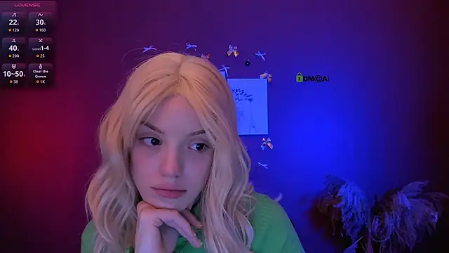 mia starrr  online show from January 5, 8:01 pm