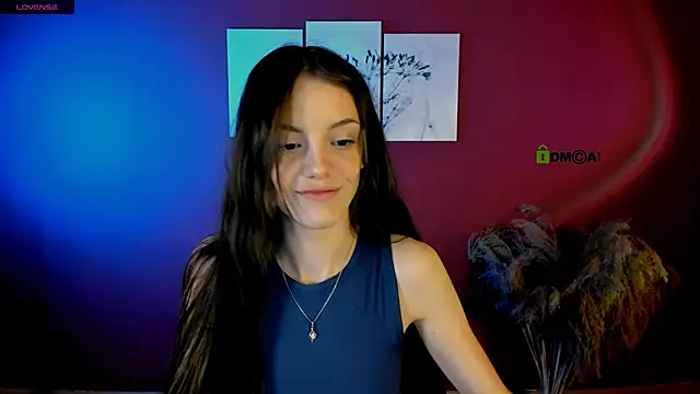 mia starrr  online show from December 5, 9:52 am